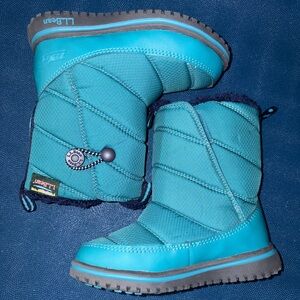LL Bean Kids' Teal Winter Boots little kid size 10